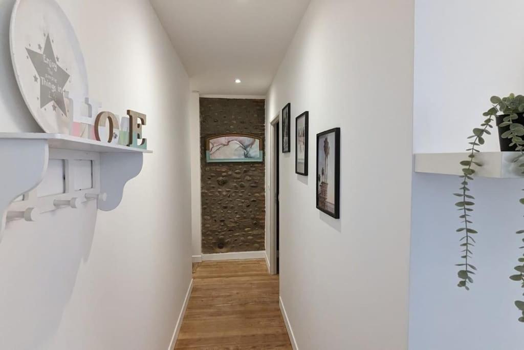 Cosy Queen -3Ch- Centre Ville & Parking Privee - Wifi Haut Debit Pau Buitenkant foto