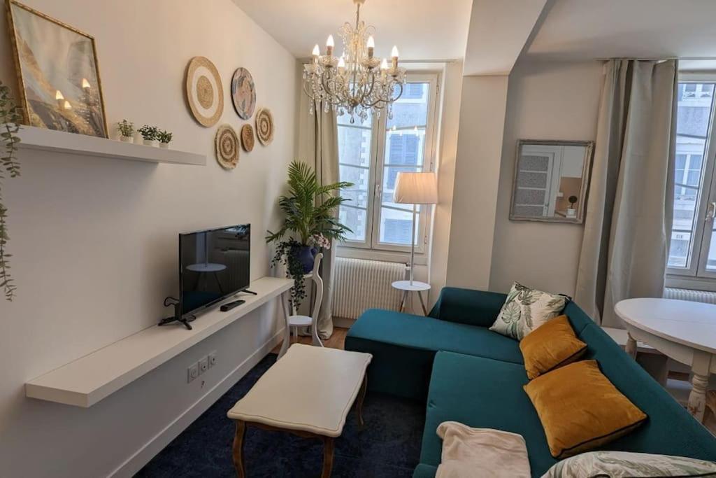 Cosy Queen -3Ch- Centre Ville & Parking Privee - Wifi Haut Debit Pau Buitenkant foto